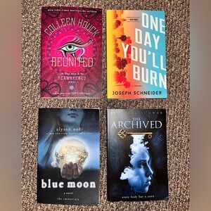Book bundle set of 4